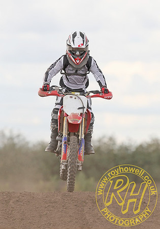 2P6A0864 novice