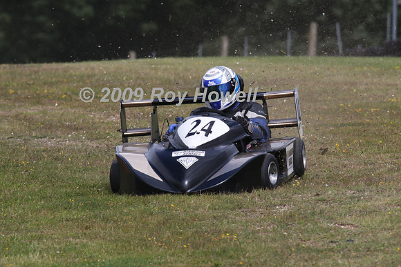 IMG_1500 #24 Darran Smith grass tracking at Charlie's