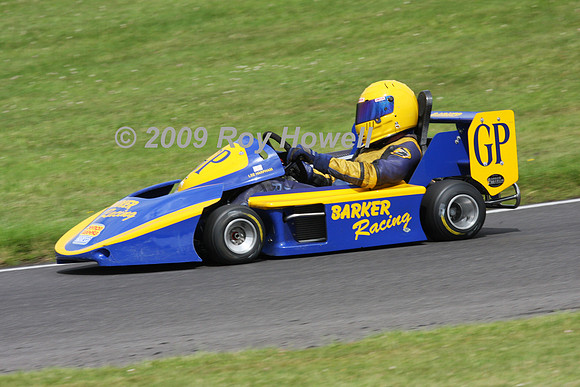 IMG_1331 Lee Harpham race leader