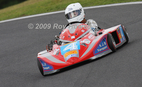 IMG_1889  2nd lap into Charlies Louise takes the lead