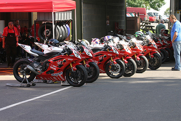 IMG_9457 Yamaha pit area1