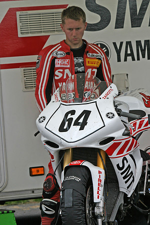 IMG_9913  pit stop Aaron Zanotti SMT #64